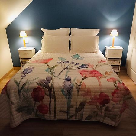 Jolie Maison De Campagne En Pierre De Tuffeau Longué Zewnętrze zdjęcie