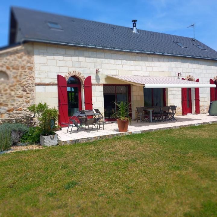 Jolie Maison De Campagne En Pierre De Tuffeau Longué Zewnętrze zdjęcie